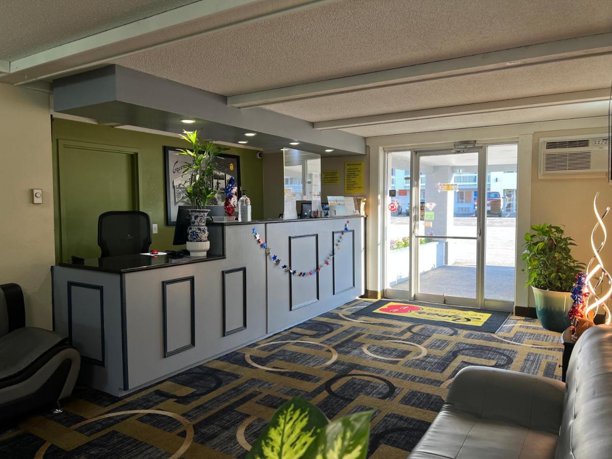 Hotel Super 8 By Wyndham Bangor Exterior foto